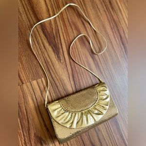 Vintage Whiting and Davis clutch